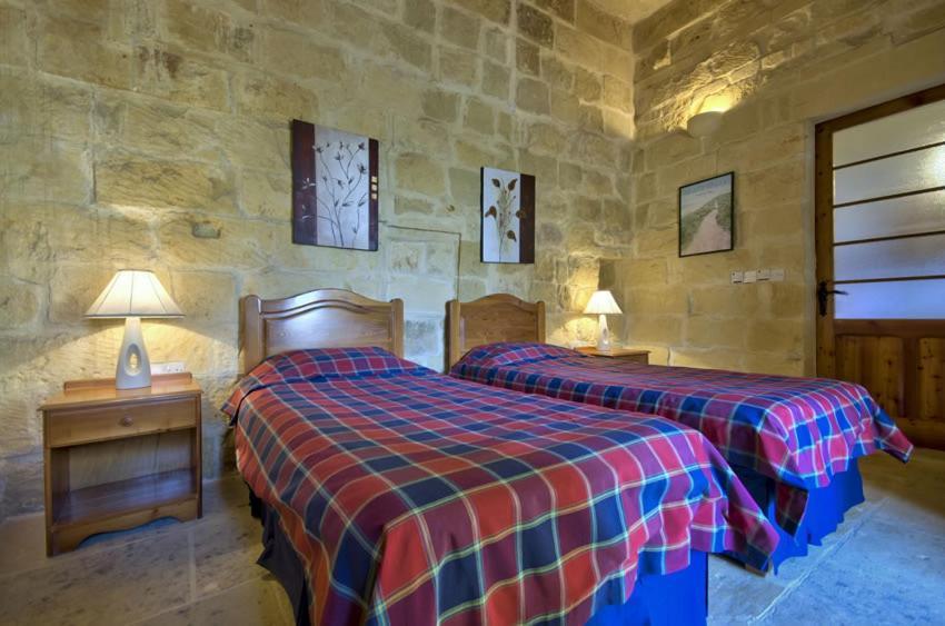 Farmhouse Razzett Cora فيكتوريا المظهر الخارجي الصورة
