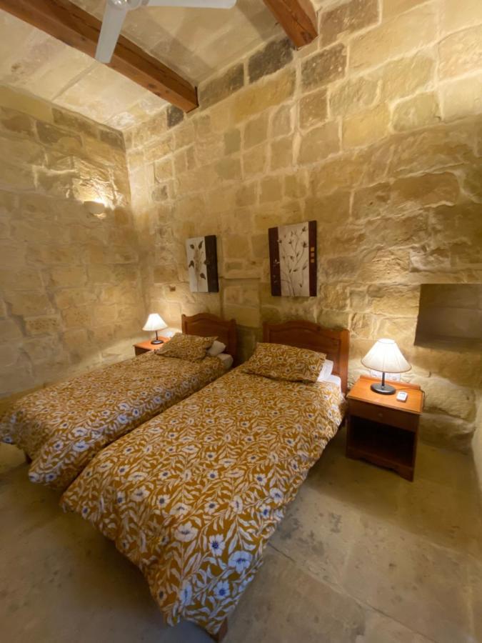 Farmhouse Razzett Cora فيكتوريا المظهر الخارجي الصورة